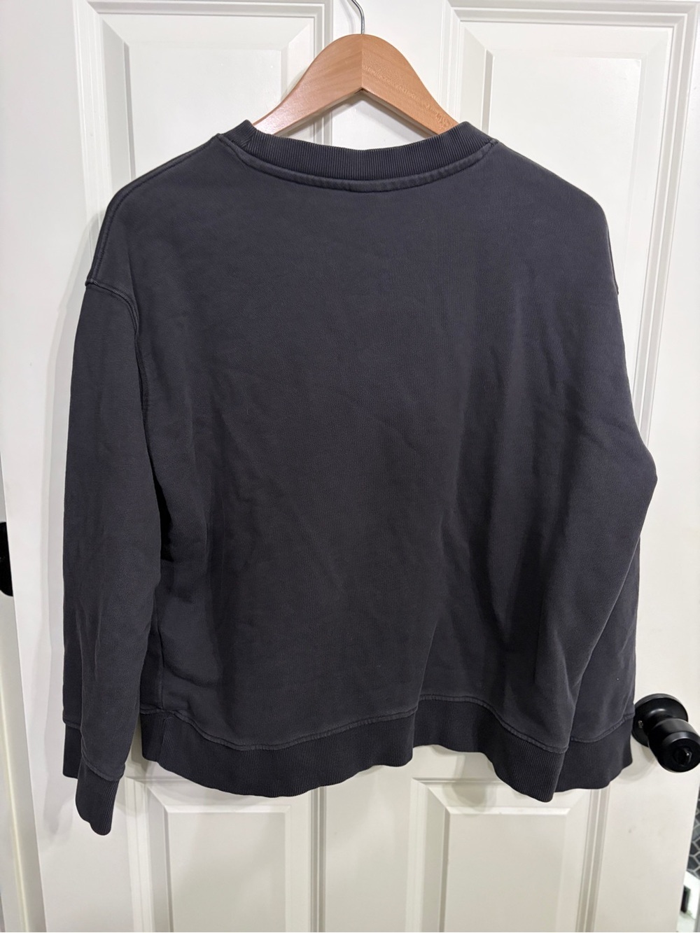 Great condition size L navy blue 'J'AIME 73 PARIS' Graphic Sweatshirt by H&M - Picture 4 of 8
